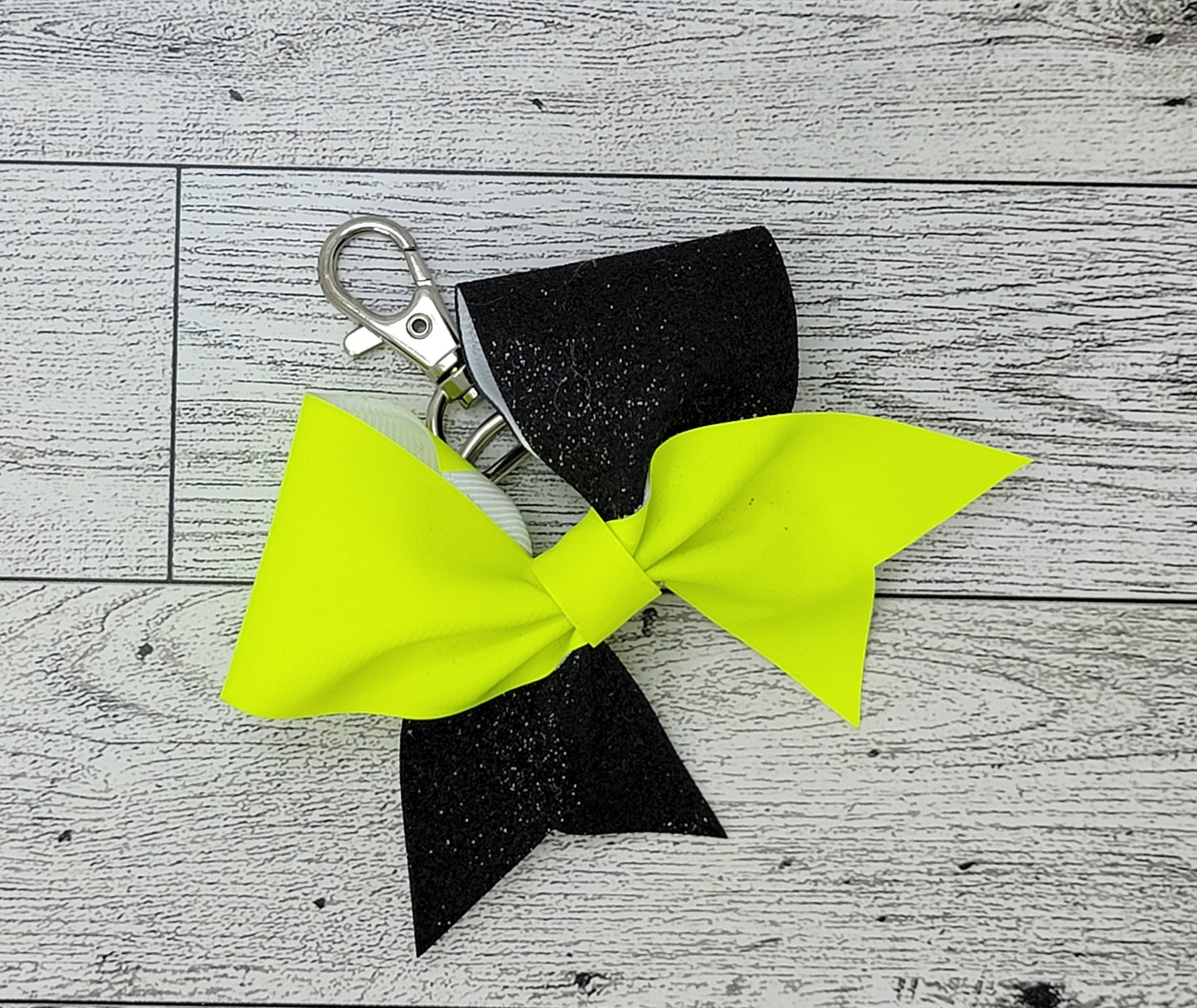Discount Keychain Bow - Tic Toc