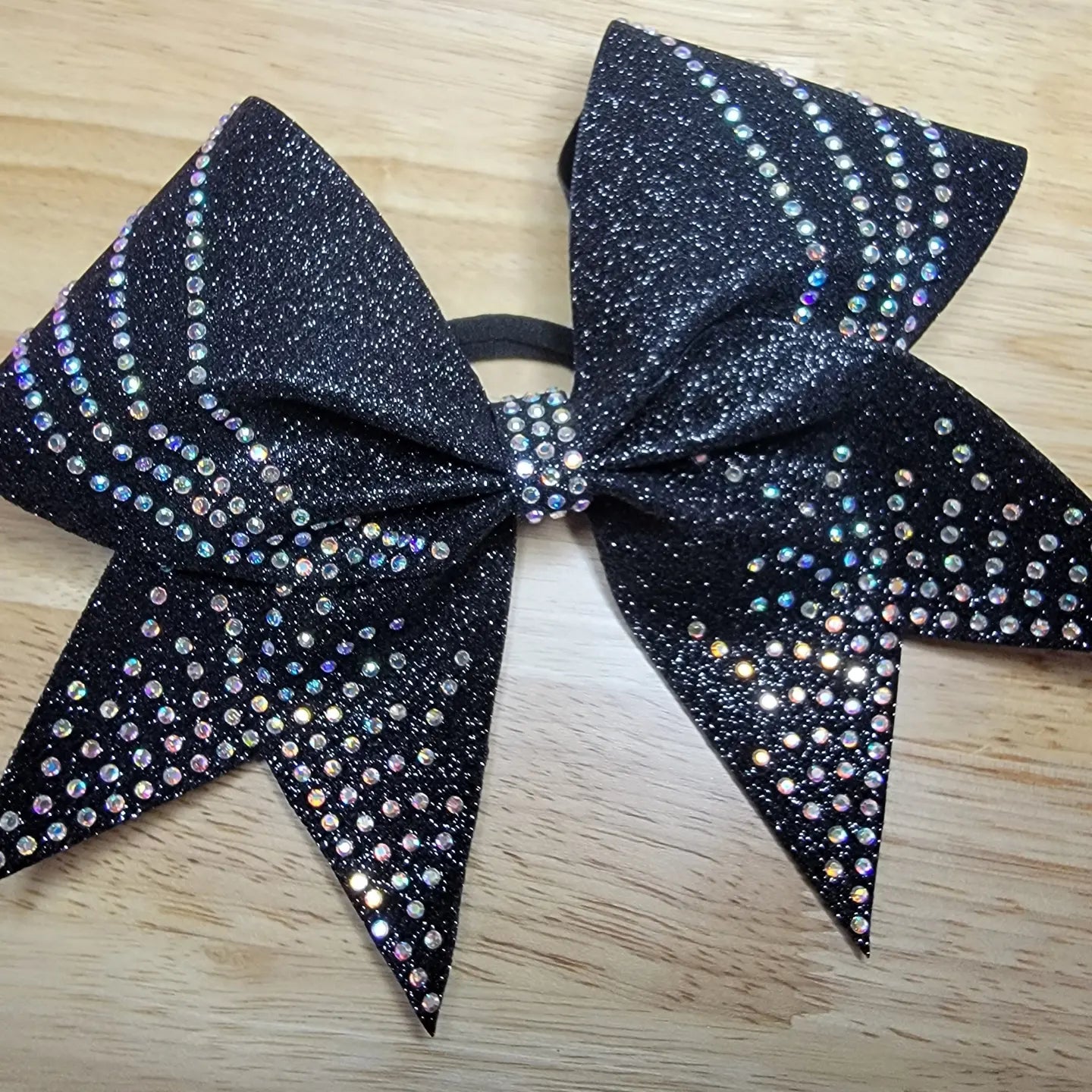 White Queen Cheer Bow